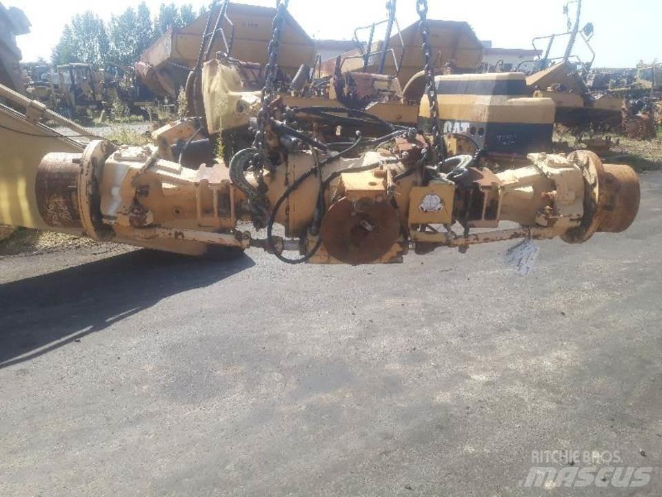 CAT 438B Трансмиссии и КПП