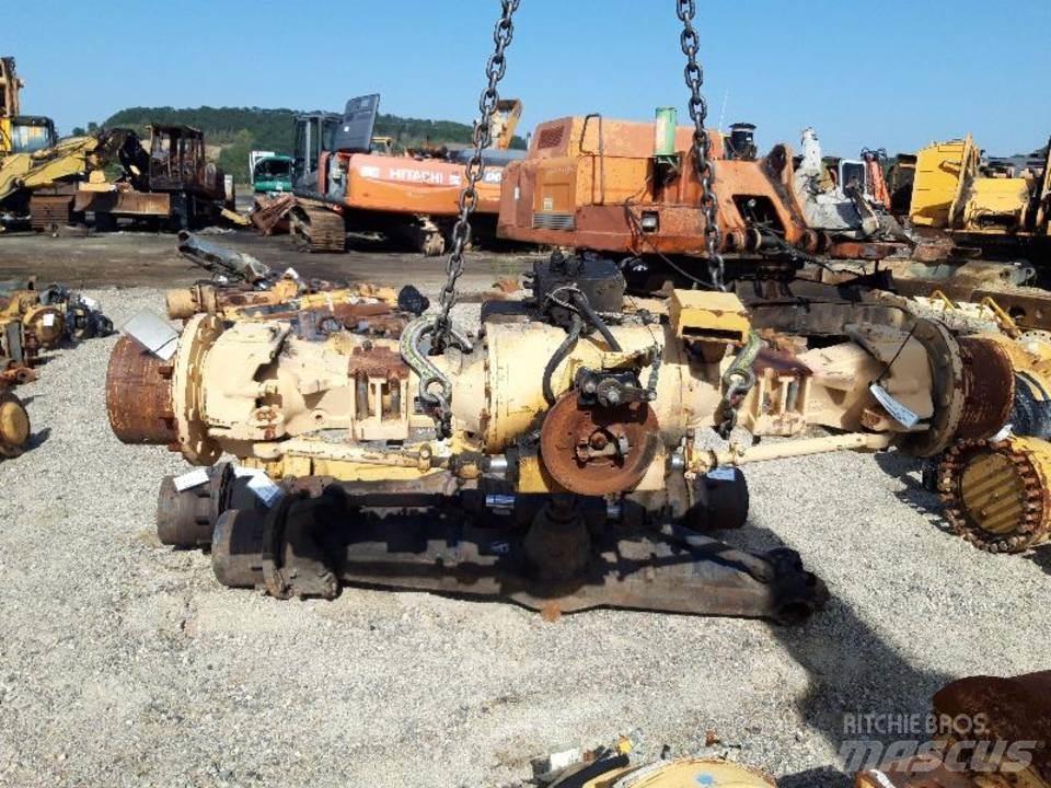 CAT 438B Трансмиссии и КПП