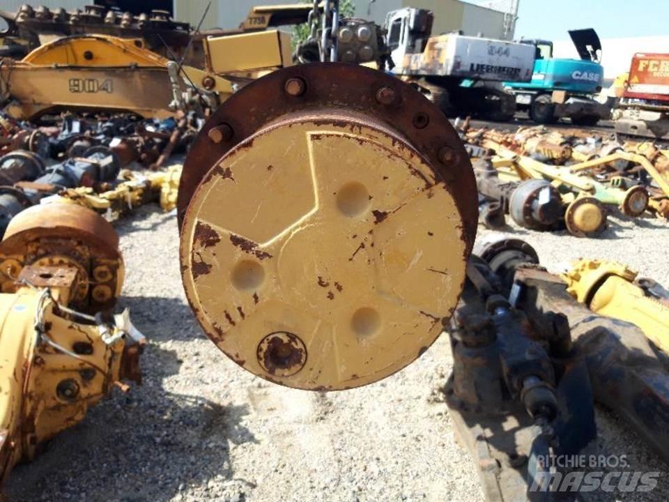 CAT 438B Трансмиссии и КПП