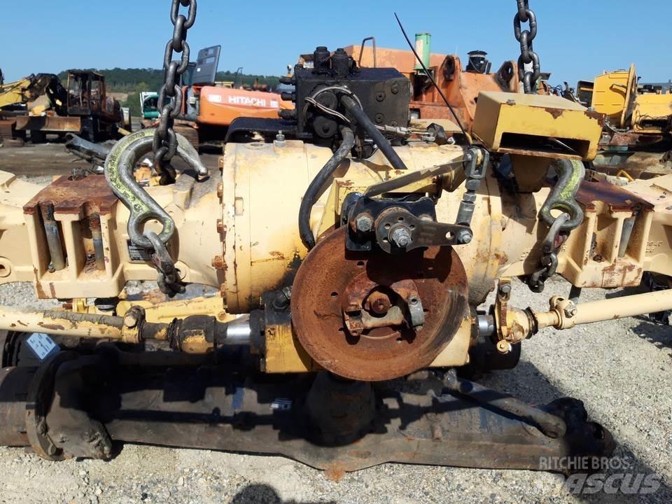 CAT 438B Трансмиссии и КПП
