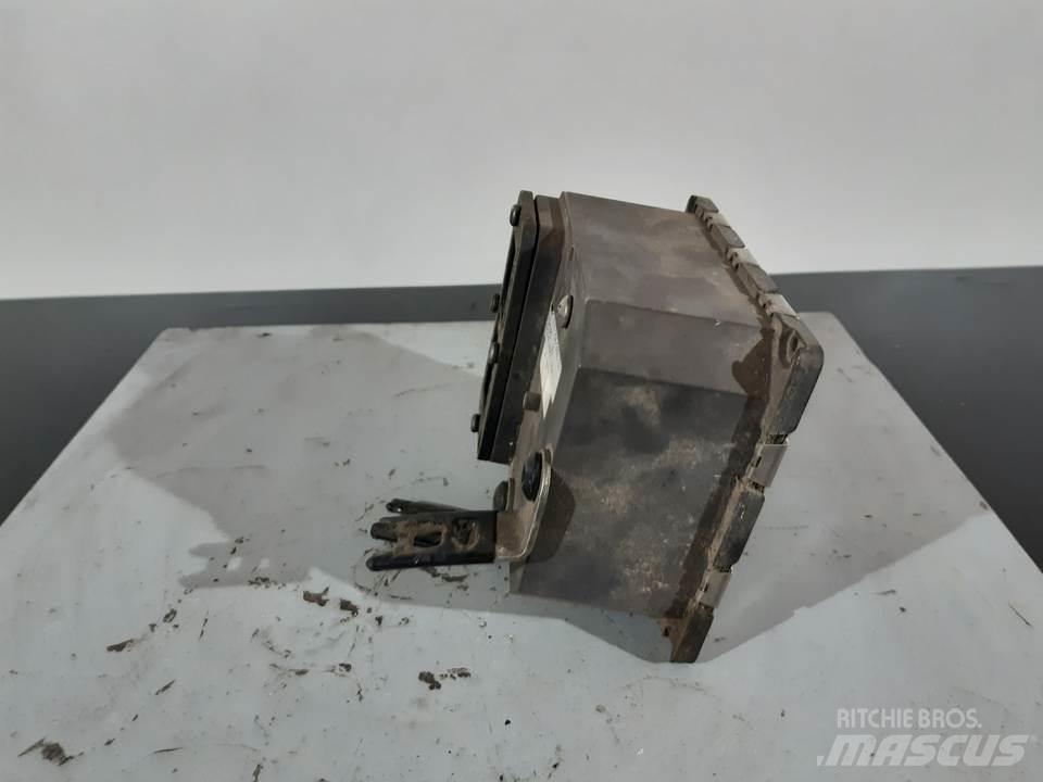 CAT 725 Кабины и интерьер