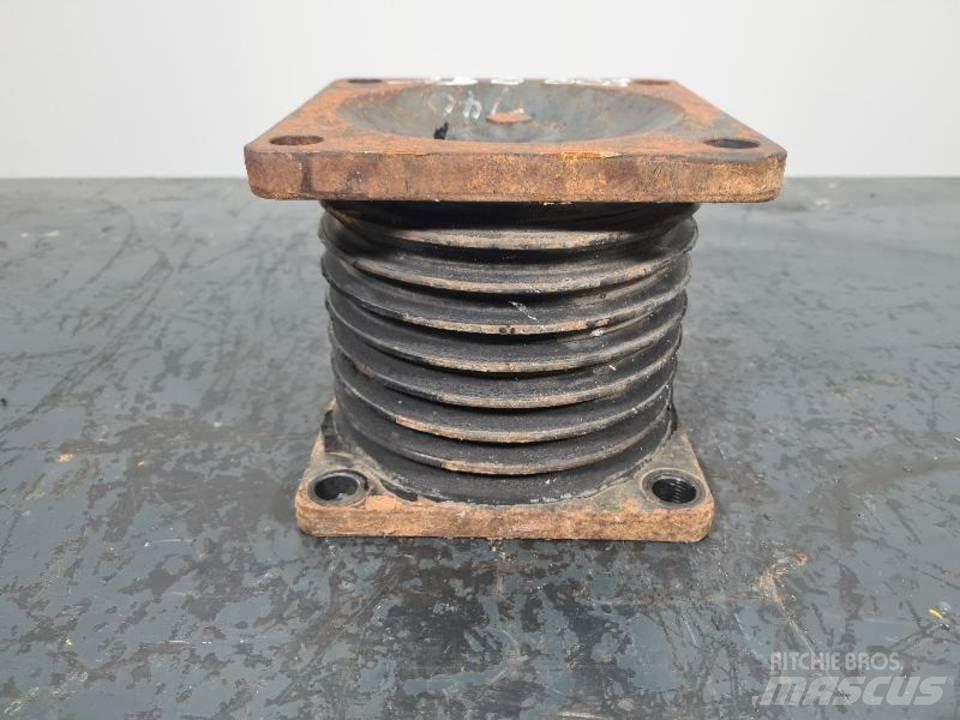 CAT 735 Трансмиссии и КПП