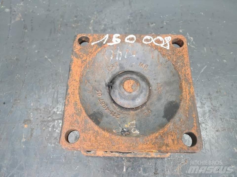 CAT 735 Трансмиссии и КПП