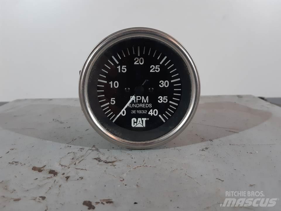 CAT 769C Кабины и интерьер