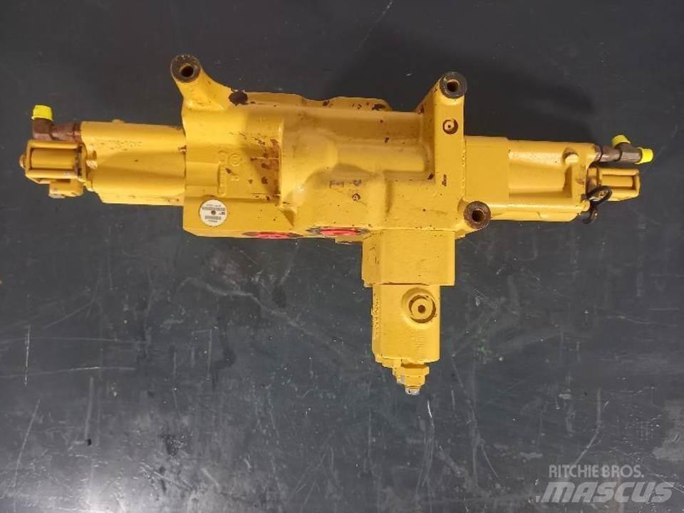 CAT 770 Гидравлическая система