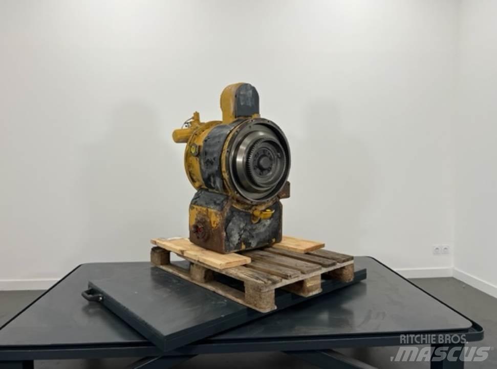 CAT 770 Трансмиссии и КПП