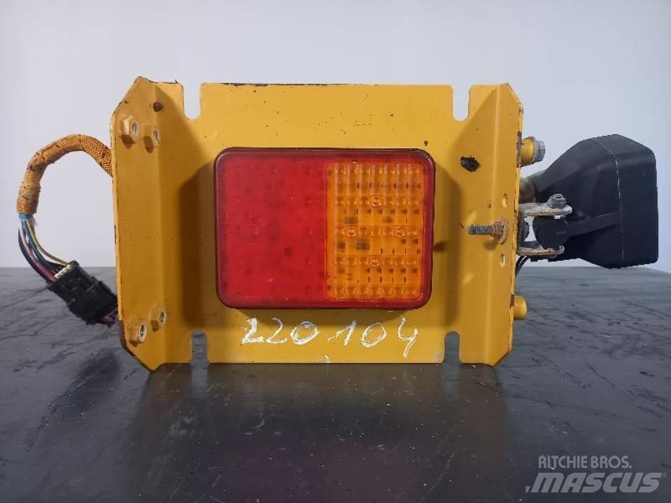 CAT 770 Кабины и интерьер