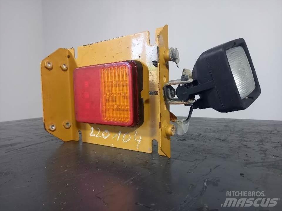 CAT 770 Кабины и интерьер