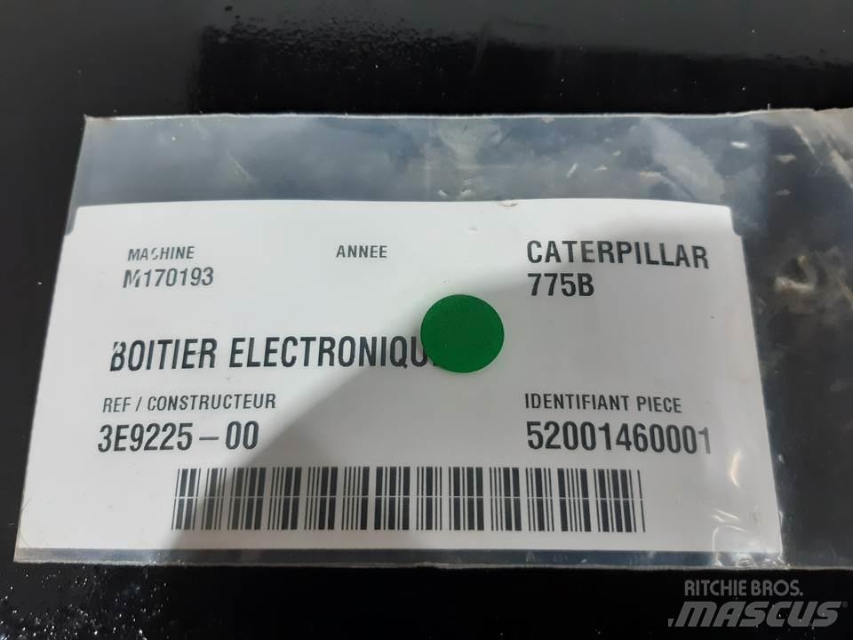 CAT 775B Кабины и интерьер