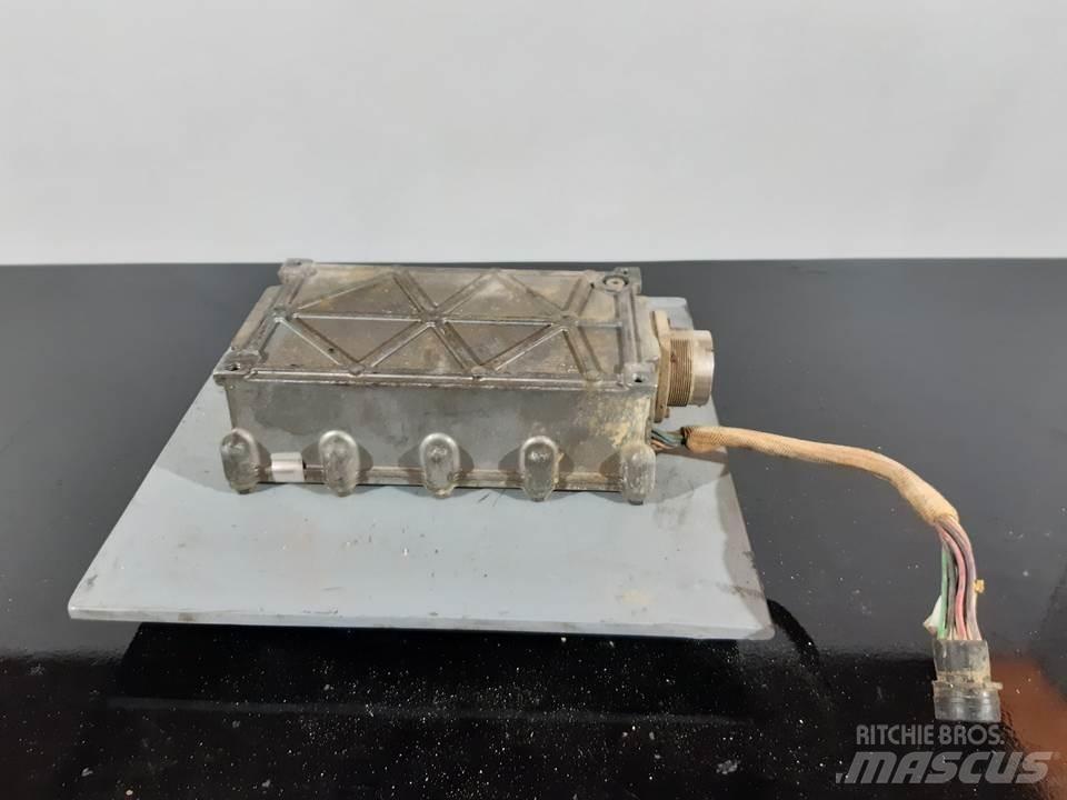 CAT 775B Кабины и интерьер