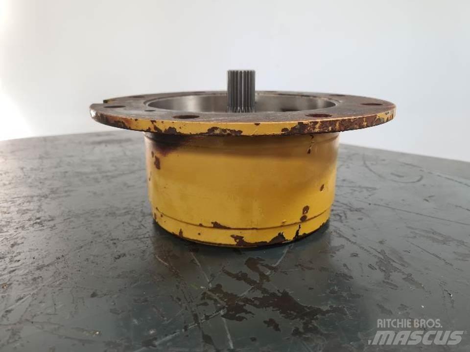 CAT 906H Трансмиссии и КПП