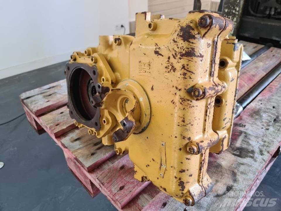 CAT 906H Трансмиссии и КПП