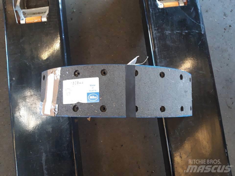 CAT 950 Гусеницы и цепи