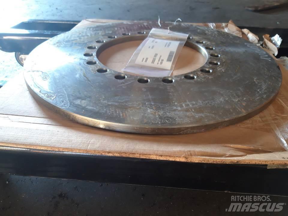 CAT 950 Гусеницы и цепи