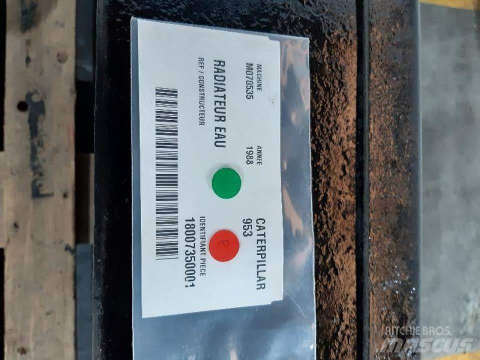 CAT 953 Двигатели