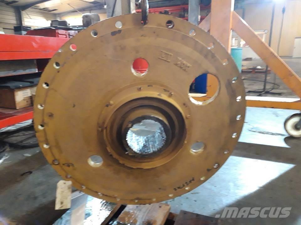 CAT 955K Трансмиссии и КПП