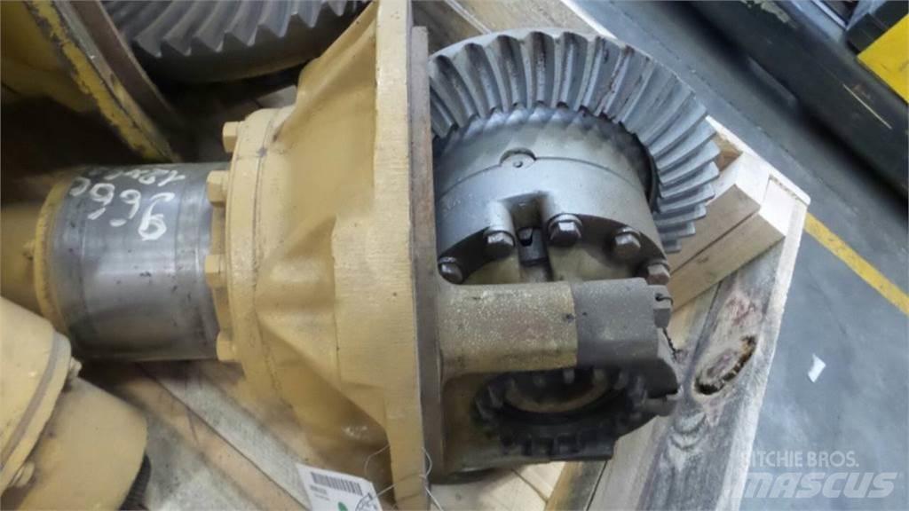 CAT 966C Трансмиссии и КПП