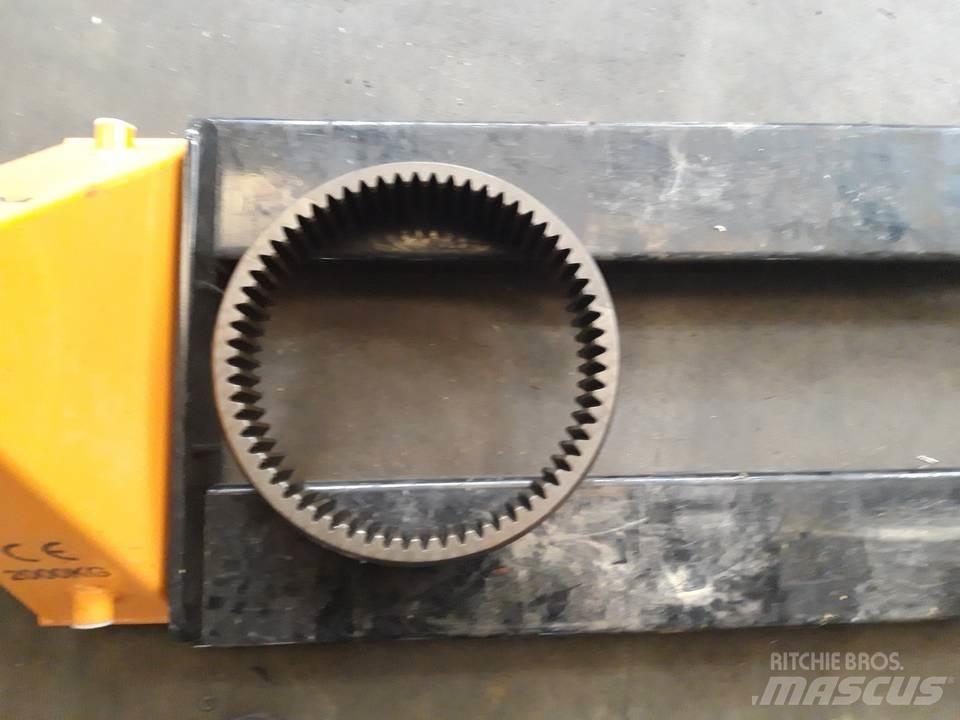 CAT 966C Трансмиссии и КПП