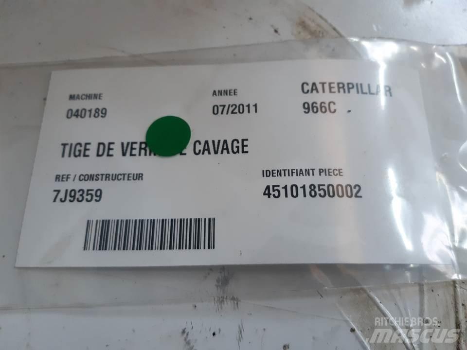 CAT 966C Гидравлическая система