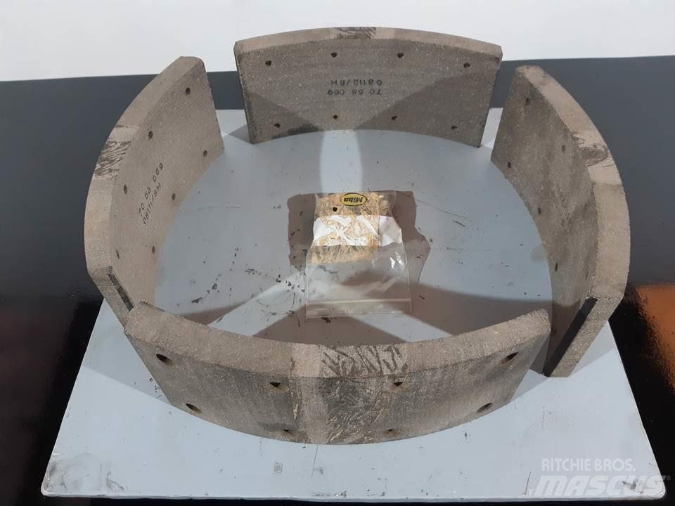 CAT 966C Гусеницы и цепи