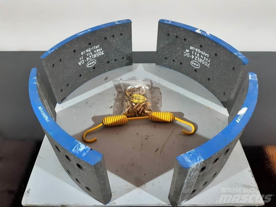 CAT 966D Гусеницы и цепи
