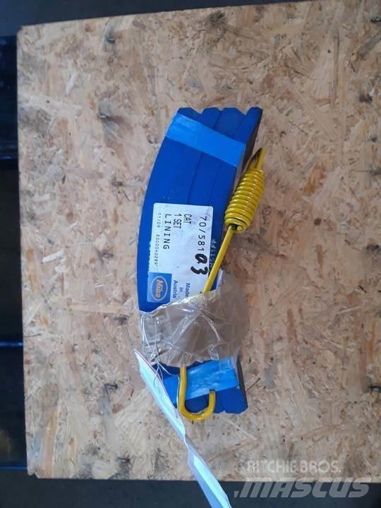 CAT 966D Гусеницы и цепи