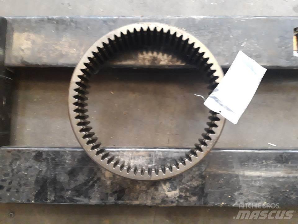 CAT 966E Трансмиссии и КПП