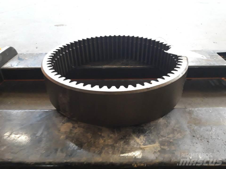 CAT 966E Трансмиссии и КПП
