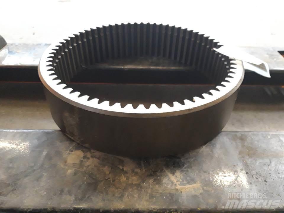 CAT 966E Трансмиссии и КПП