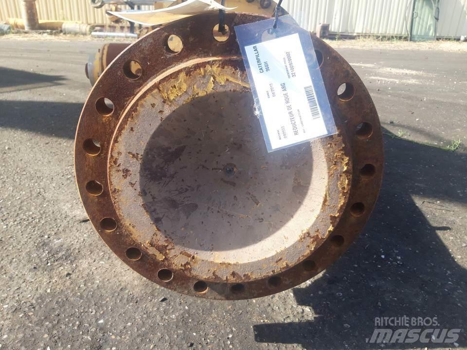 CAT 966H Трансмиссии и КПП