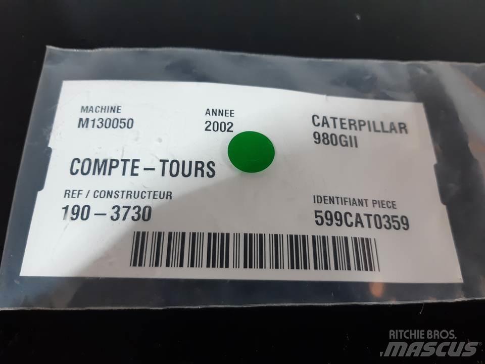 CAT 980GII Кабины и интерьер