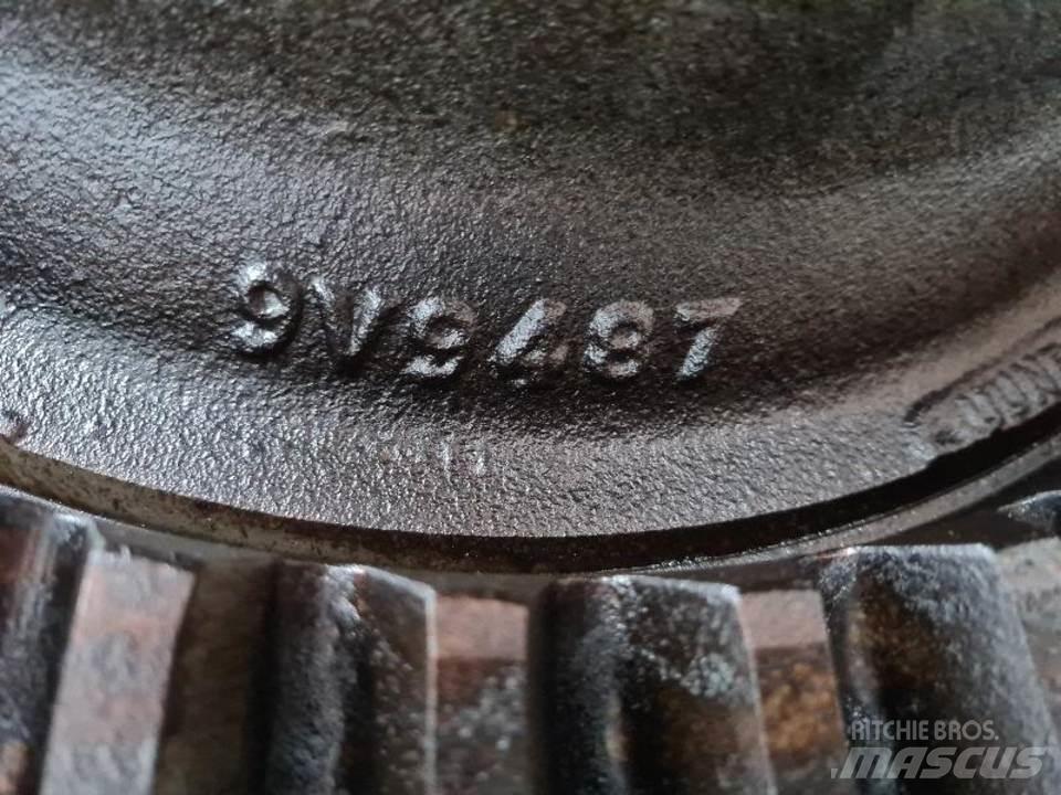 CAT 988B Трансмиссии и КПП