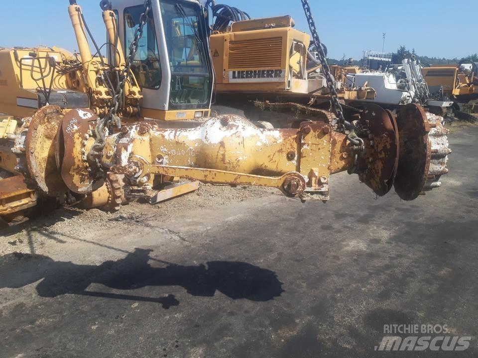 CAT D250D Трансмиссии и КПП