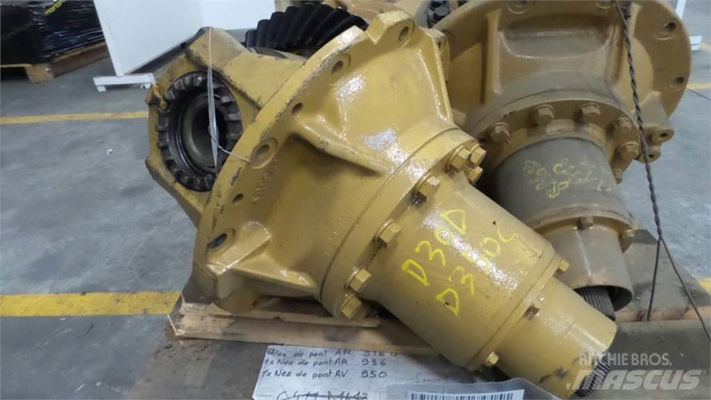 CAT D30D Трансмиссии и КПП