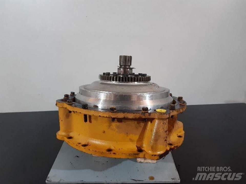 CAT D4 Трансмиссии и КПП