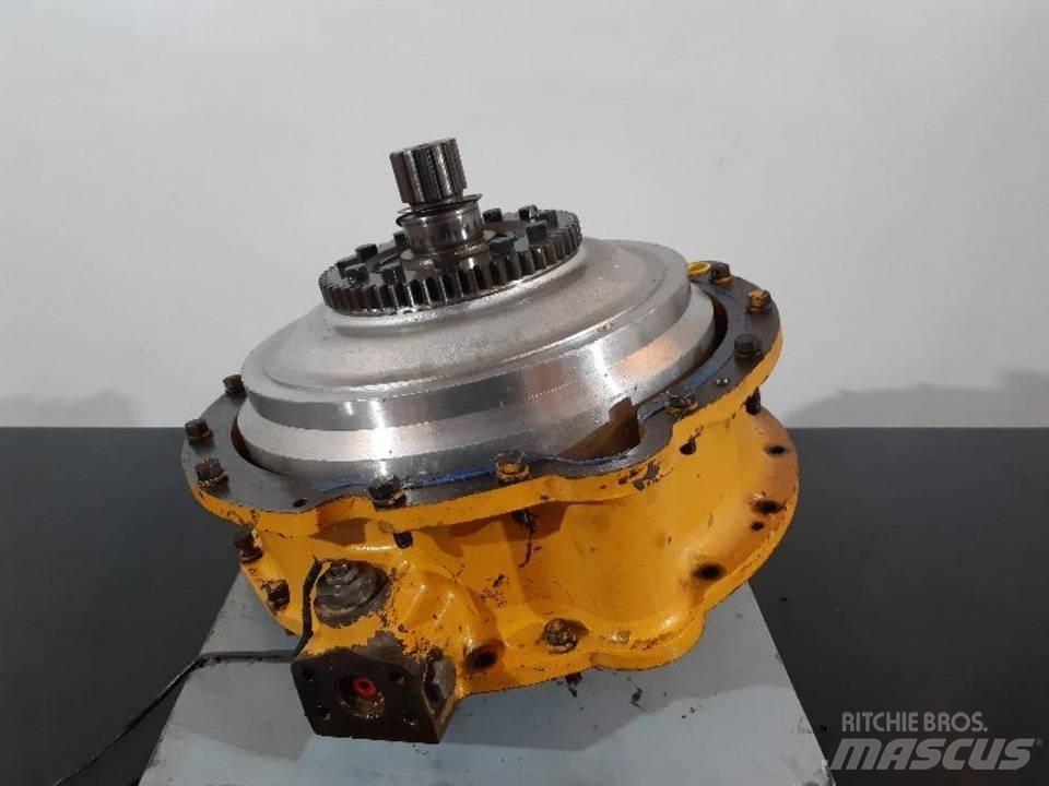 CAT D4 Трансмиссии и КПП