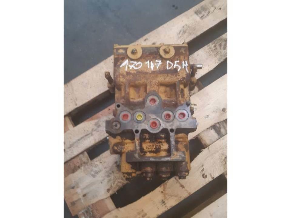 CAT D5H Гидравлическая система