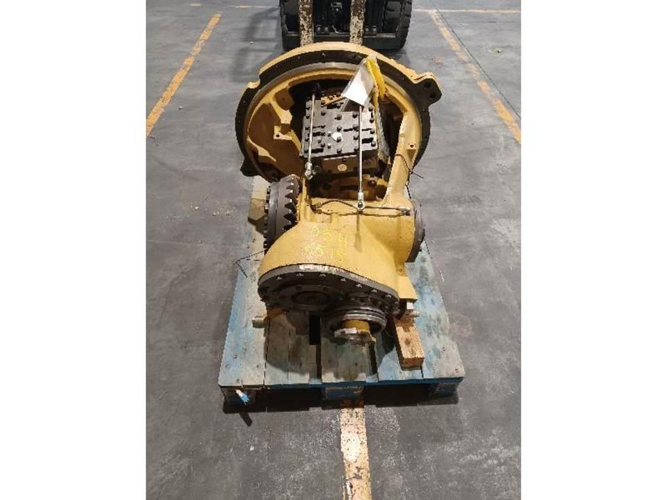 CAT D5H Трансмиссии и КПП