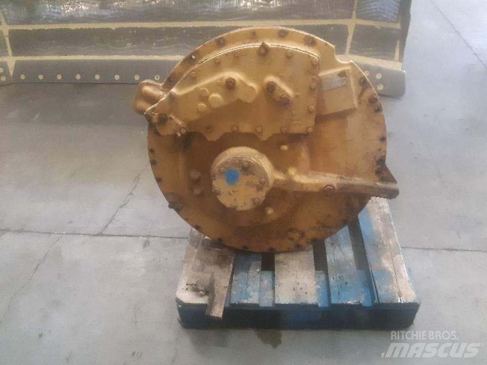 CAT D5H Трансмиссии и КПП