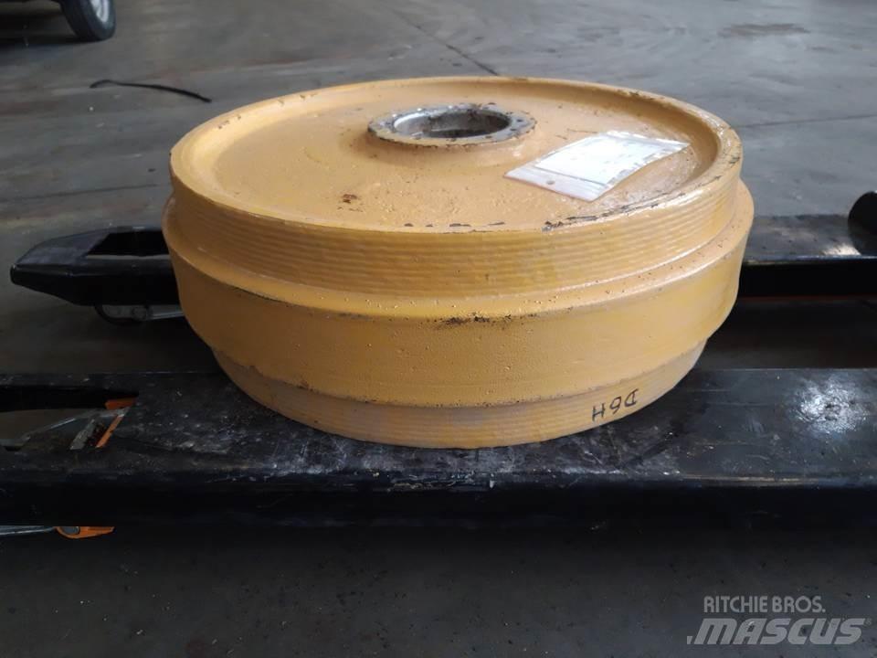CAT D6H Гусеницы и цепи