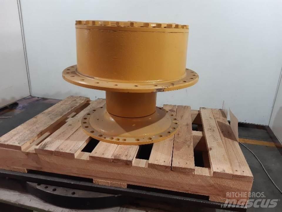 CAT D7R Трансмиссии и КПП