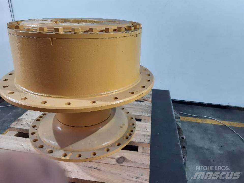 CAT D7R Трансмиссии и КПП