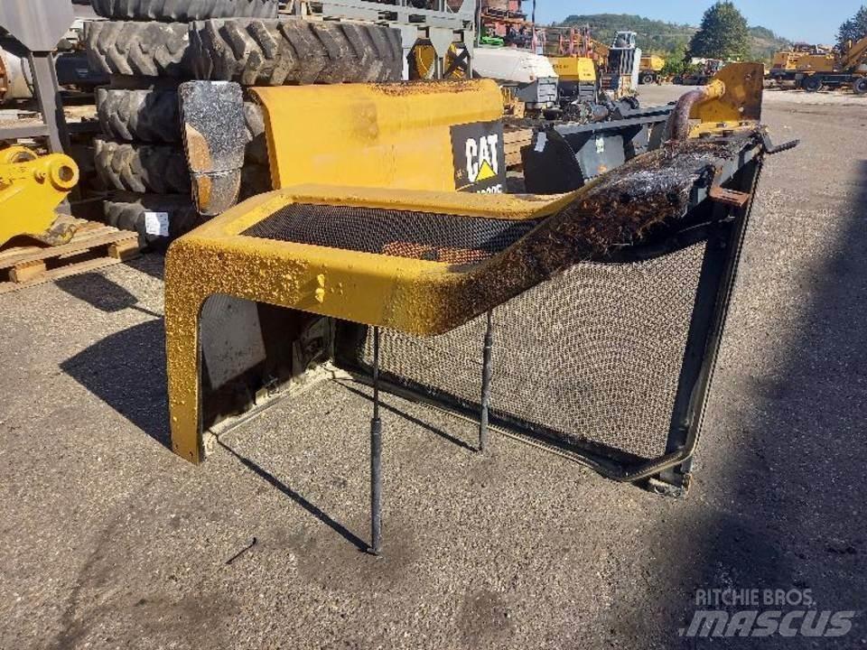 CAT M320F Кабины и интерьер