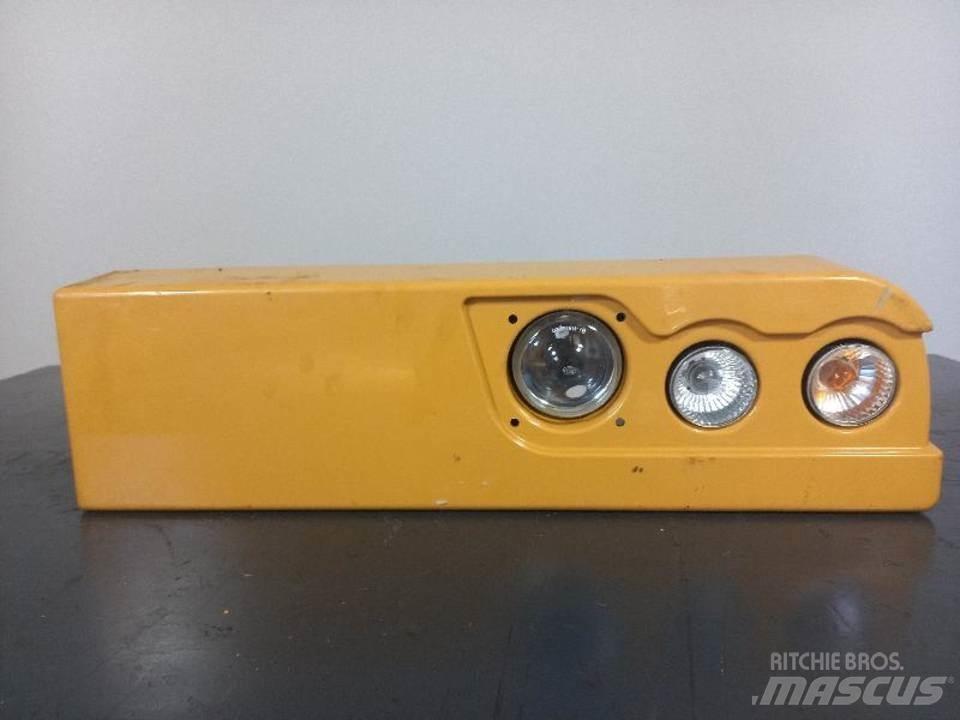 CAT M320F Кабины и интерьер