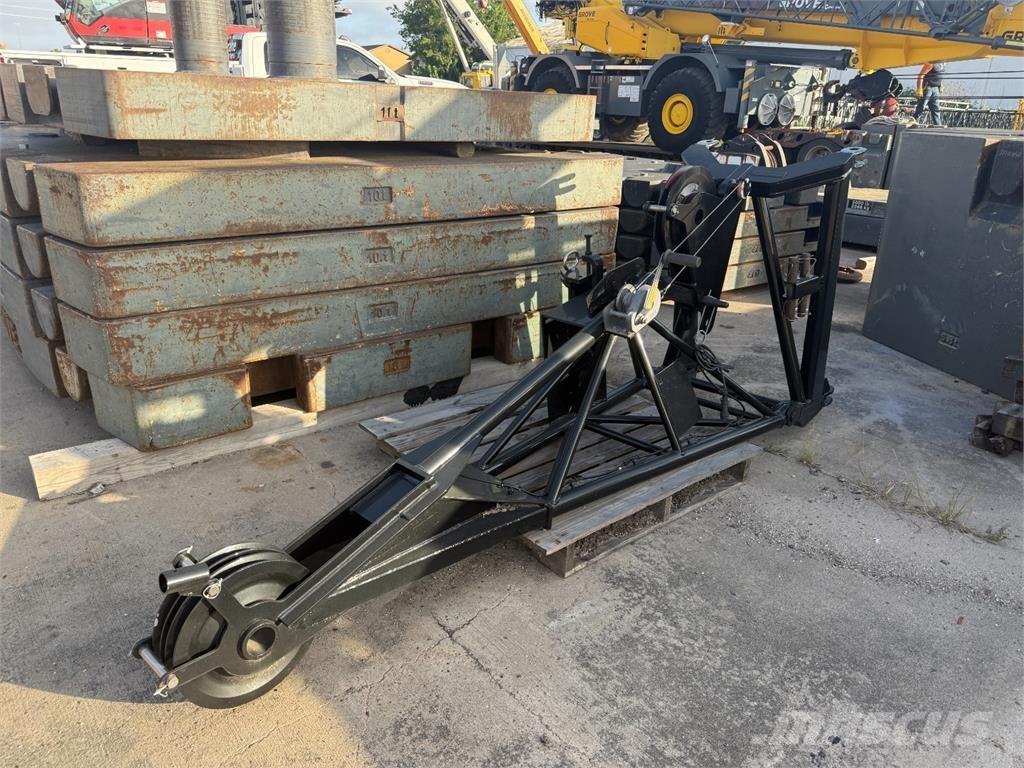 Liebherr  Боны и ковши