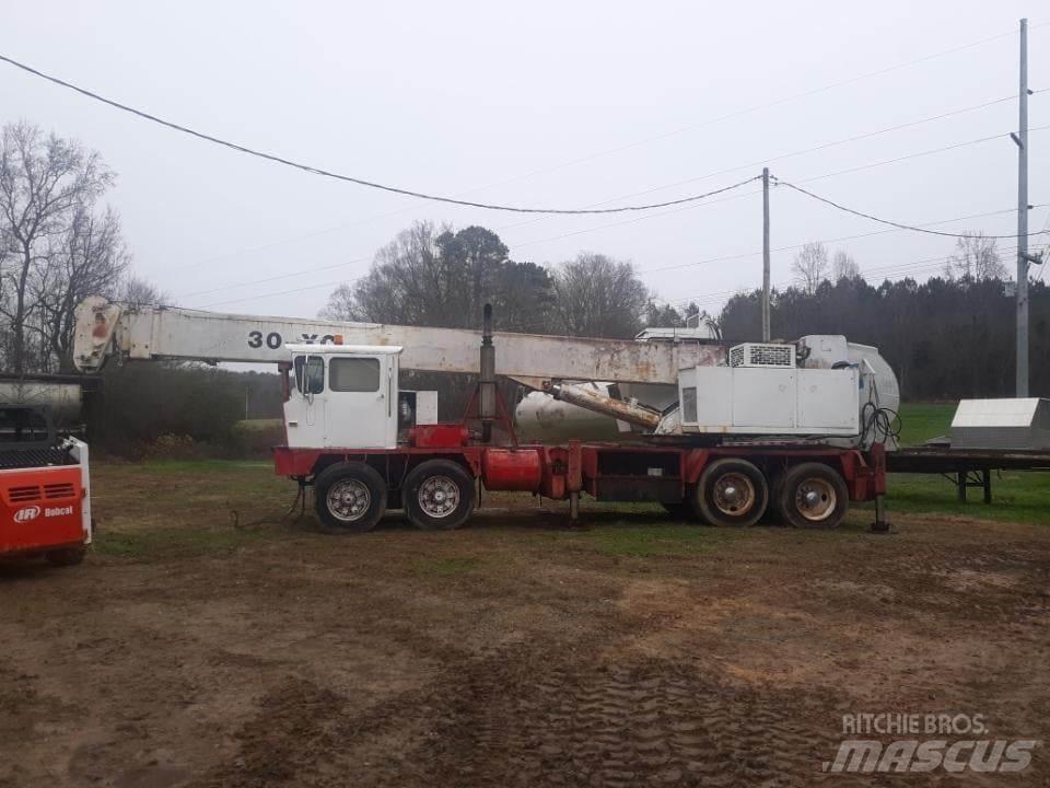 Bucyrus-Erie 30-XC Автокраны