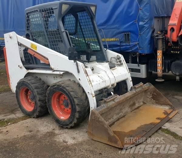 Bobcat S130 Мини-погрузчики