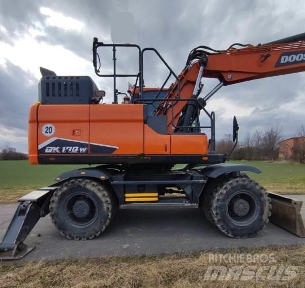 Doosan DX 170 W-7 Колёсные экскаваторы
