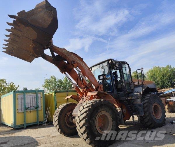 Hitachi ZW 220 Фронтальные погрузчики