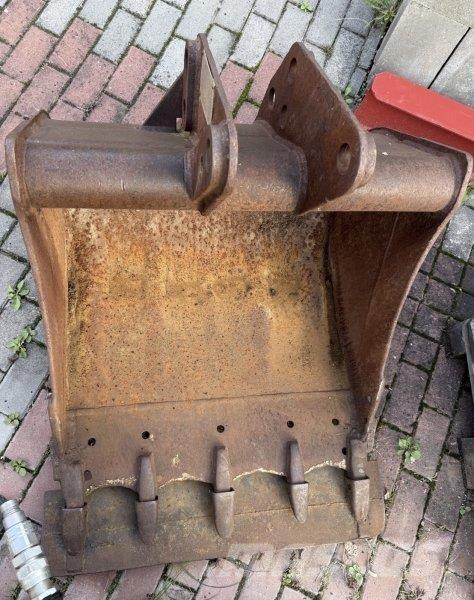 Komatsu WB 97 S2 Экскаваторы-погрузчики